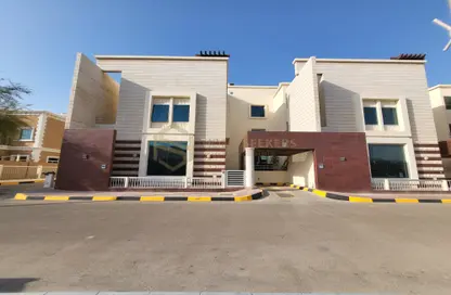 Villa - 5 Bedrooms - 7 Bathrooms for rent in Al Bateen Airport - Muroor Area - Abu Dhabi