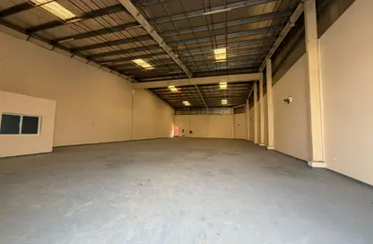 Warehouse - Studio - 1 Bathroom for rent in Al Sajaa Industrial - Al Sajaa - Sharjah
