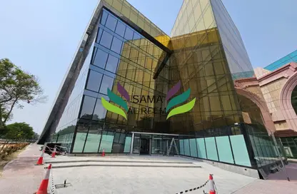 Office Space - Studio - 4 Bathrooms for rent in Golden Gate - Oud Metha - Bur Dubai - Dubai