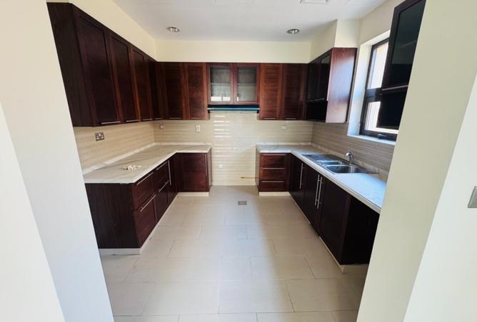 Exclusive | Back-to-Back | Ready Landscaping