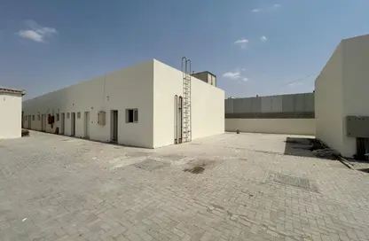 مستودع - استوديو - 8 حمامات للايجار في الصجعة الصناعية - آلصجعه - الشارقة