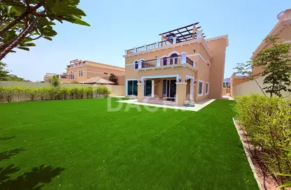 Villa - 4 Bedrooms - 4 Bathrooms for rent in Legacy - Jumeirah Park - Dubai