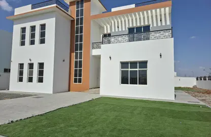 Villa - 5 Bedrooms - 6 Bathrooms for rent in Nad Al Sheba 2 - Nad Al Sheba - Dubai