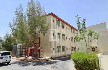 سكن عمال - استوديو للايجار في منطقة المفرق الصناعية - أبوظبي