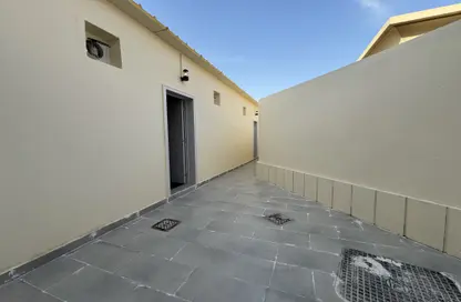 Apartment - Studio - 1 Bathroom for rent in Mohamed Bin Zayed Centre - Mohamed Bin Zayed City - Abu Dhabi