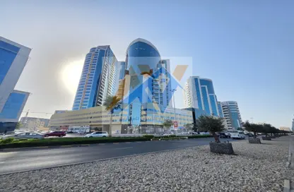 شقة - 2 غرف نوم - 3 حمامات للبيع في أورينت تاور 2 - أورينت تاور - البستان - عجمان