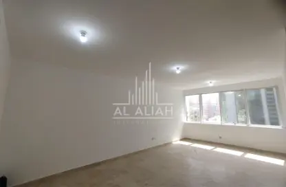 شقة - 3 غرف نوم - 4 حمامات للايجار في الدانه - أبوظبي