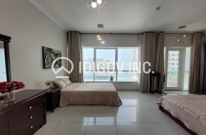 Apartment - 3 Bedrooms - 3 Bathrooms for sale in Marina Pinnacle - Dubai Marina - Dubai