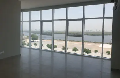 Apartment - 2 Bedrooms - 3 Bathrooms for rent in Cornich Ras Al Khaima - Ras Al Khaimah