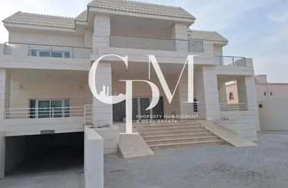 Villa - 5 Bedrooms - 6 Bathrooms for rent in Madinat Al Riyad - Abu Dhabi
