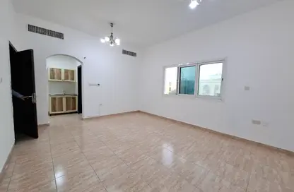 Apartment - Studio - 1 Bathroom for rent in Al Mushrif - Abu Dhabi