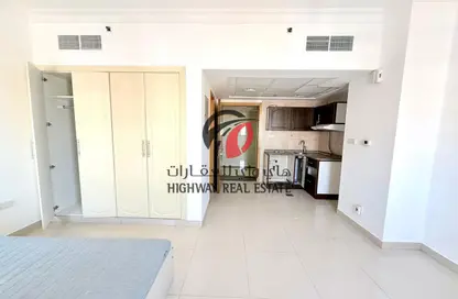 Apartment - Studio - 1 Bathroom for rent in R05 - Al Warsan 4 - Al Warsan - Dubai