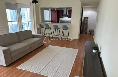 شقة - غرفة نوم - 1 حمام للايجار في السحاب 1 - السحاب - دبي مارينا - دبي