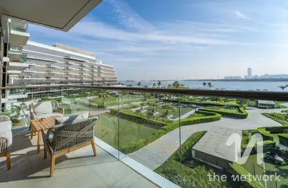 Apartment - 3 Bedrooms - 5 Bathrooms for sale in The 8 - The Crescent - Palm Jumeirah - Dubai