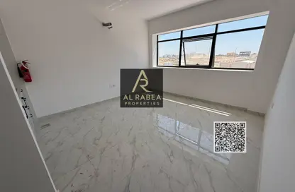 شقة - 1 حمام للايجار في أبراج الياسمين - جاردن سيتي - عجمان