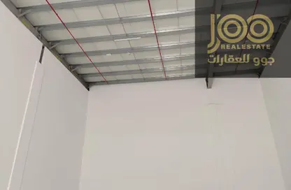 مستودع - استوديو - 1 حمام للايجار في أم الثعوب - أم القيوين