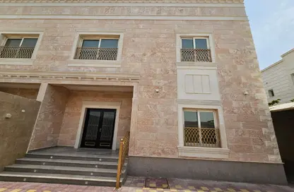 Villa - 5 Bedrooms - 7 Bathrooms for rent in Hoshi 1 - Hoshi - Al Badie - Sharjah