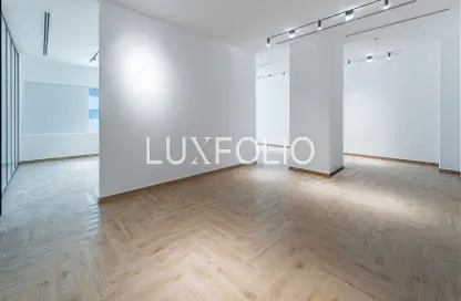 Office Space - Studio for rent in Iris Bay - Business Bay - Dubai