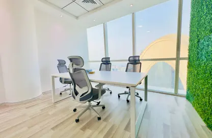 مكتب - استوديو للايجار في B2B  برج - الخليج التجاري - دبي