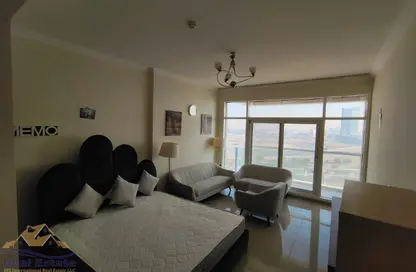 Apartment - Studio - 1 Bathroom for rent in Siraj Tower - Arjan - Dubai