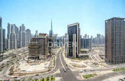 مكتب - استوديو للايجار في أوبروي سنتر - برج أوبروي - الخليج التجاري - دبي