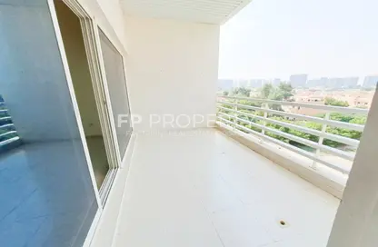 Apartment - 2 Bedrooms - 3 Bathrooms for rent in Olympic Park 3 - Olympic Park Towers - Dubai Sports City - Dubai