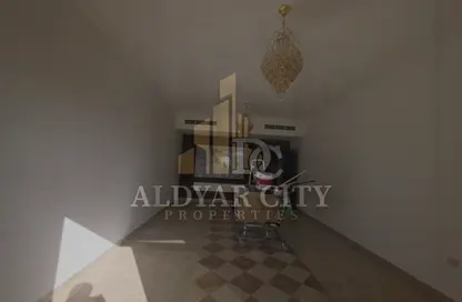 شقة - 2 غرف نوم - 2 حمامات للايجار في برج النعيمية 1 - أبراج النعيمية - النعيمية - عجمان