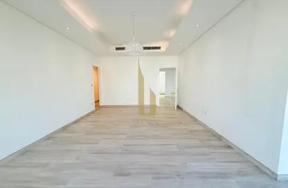 فيلا - 6 غرف نوم - 6 حمامات للايجار في فلل جميرا 3 - جميرا 3 - الجميرا - دبي