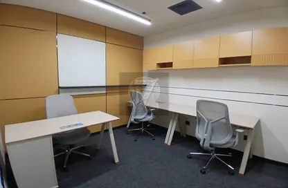 Office Space - Studio - 4 Bathrooms for rent in Health care City - Dubai Healthcare City - Bur Dubai - Dubai