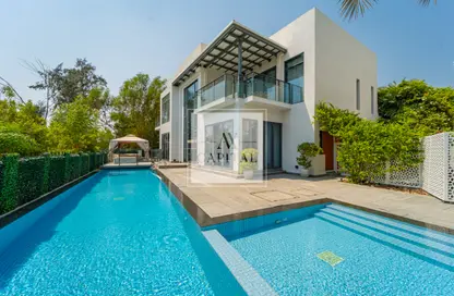 Villa - 6 Bedrooms - 7 Bathrooms for rent in Cluster 28 - Jumeirah Islands - Dubai