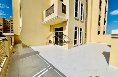 Apartment - 2 Bedrooms - 3 Bathrooms for rent in The Pearl - Al Jaddaf - Dubai