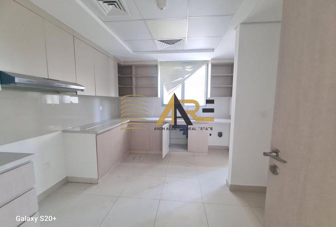 15646389 - Property Image 3