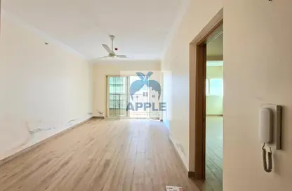 Apartment - 1 Bedroom - 2 Bathrooms for rent in Muwaileh 3 Building - Muwaileh - Sharjah