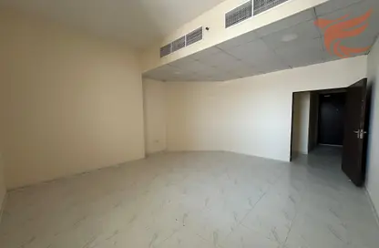 Apartment - 2 Bedrooms - 2 Bathrooms for rent in RAK Tower - Al Seer - Ras Al Khaimah