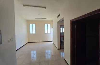 Apartment - 1 Bedroom - 2 Bathrooms for rent in Al Jurf 2 - Al Jurf - Ajman Downtown - Ajman