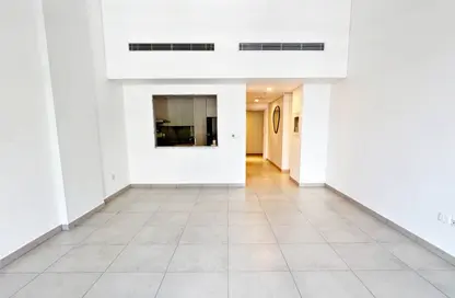 Apartment - 2 Bedrooms - 3 Bathrooms for rent in Lamtara 1 - Madinat Jumeirah Living - Umm Suqeim - Dubai