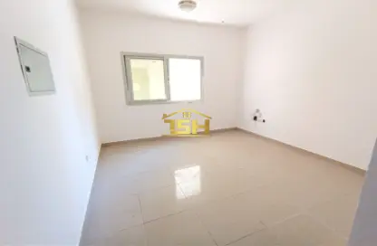 Empty Room image for: Apartment - 1 Bathroom for rent in Al Naba'ah - Al Sharq - Sharjah, Image 1