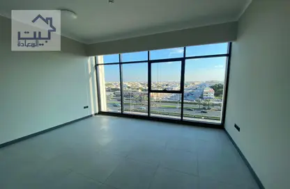 Empty Room image for: Apartment - 2 Bedrooms - 4 Bathrooms for rent in Al Jurf 2 - Al Jurf - Ajman Downtown - Ajman, Image 1