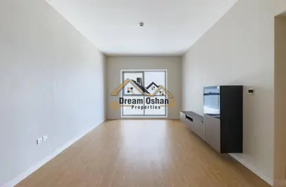 Apartment - 2 Bedrooms - 3 Bathrooms for rent in Al Waleed Garden 1 - Al Waleed Garden - Al Jaddaf - Dubai