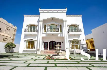 Villa - 7 Bedrooms - 7+ Bathrooms for rent in Al Quoz 4 Villas - Al Quoz 4 - Al Quoz - Dubai