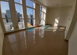 Apartment - 2 bedrooms - 3 bathrooms for rent in United Square - Al Khalidiya - Abu Dhabi