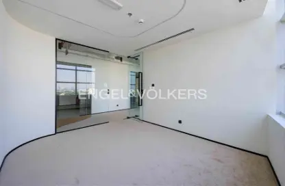 نصف طابق - استوديو للايجار في مركز مزايا للأعمال - أبراج بحيرة الجميرا - دبي
