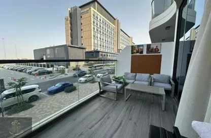 Apartment - 2 Bedrooms - 3 Bathrooms for sale in Samana Park Views - Arjan - Dubai
