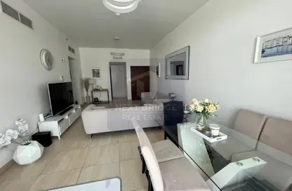 Apartment - 2 Bedrooms - 4 Bathrooms for sale in Daisy - Azizi Residence - Al Furjan - Dubai