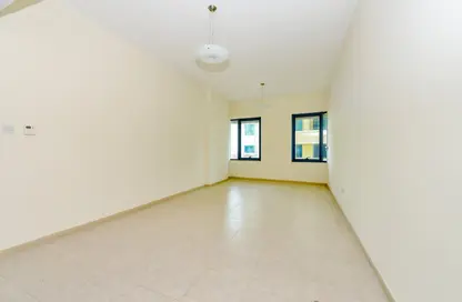 شقة - غرفة نوم - 2 حمامات للبيع في أبراج القصر 2 - أبراج القصر - واحة السيليكون - دبي