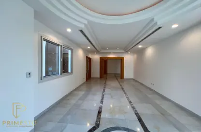 فيلا - 5 غرف نوم - 6 حمامات للايجار في مجمع الياسات السكني - المشرف - أبوظبي