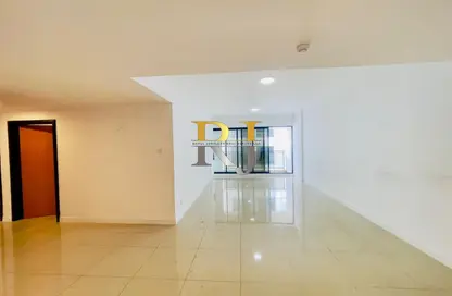 Apartment - 3 Bedrooms - 3 Bathrooms for rent in Mankhool Building - Mankhool - Bur Dubai - Dubai