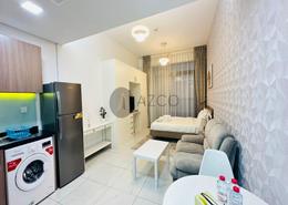 صورةغرفة المعيشة / غرفة الطعام لـ: Studio - 1 حمام للبيع في كريستال مساكن - قرية الجميرا سركل - دبي, صورة 1