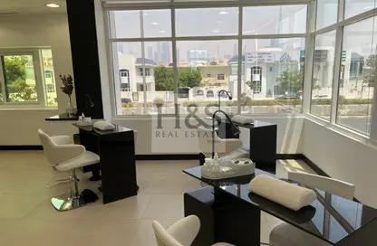 Villa - Studio - 5 Bathrooms for rent in Jumeirah 1 Villas - Jumeirah 1 - Jumeirah - Dubai