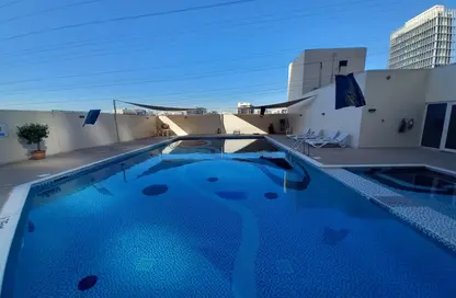 شقة - 3 غرف نوم - 4 حمامات للايجار في برج زعبيل - شارع الشيخ زايد - دبي